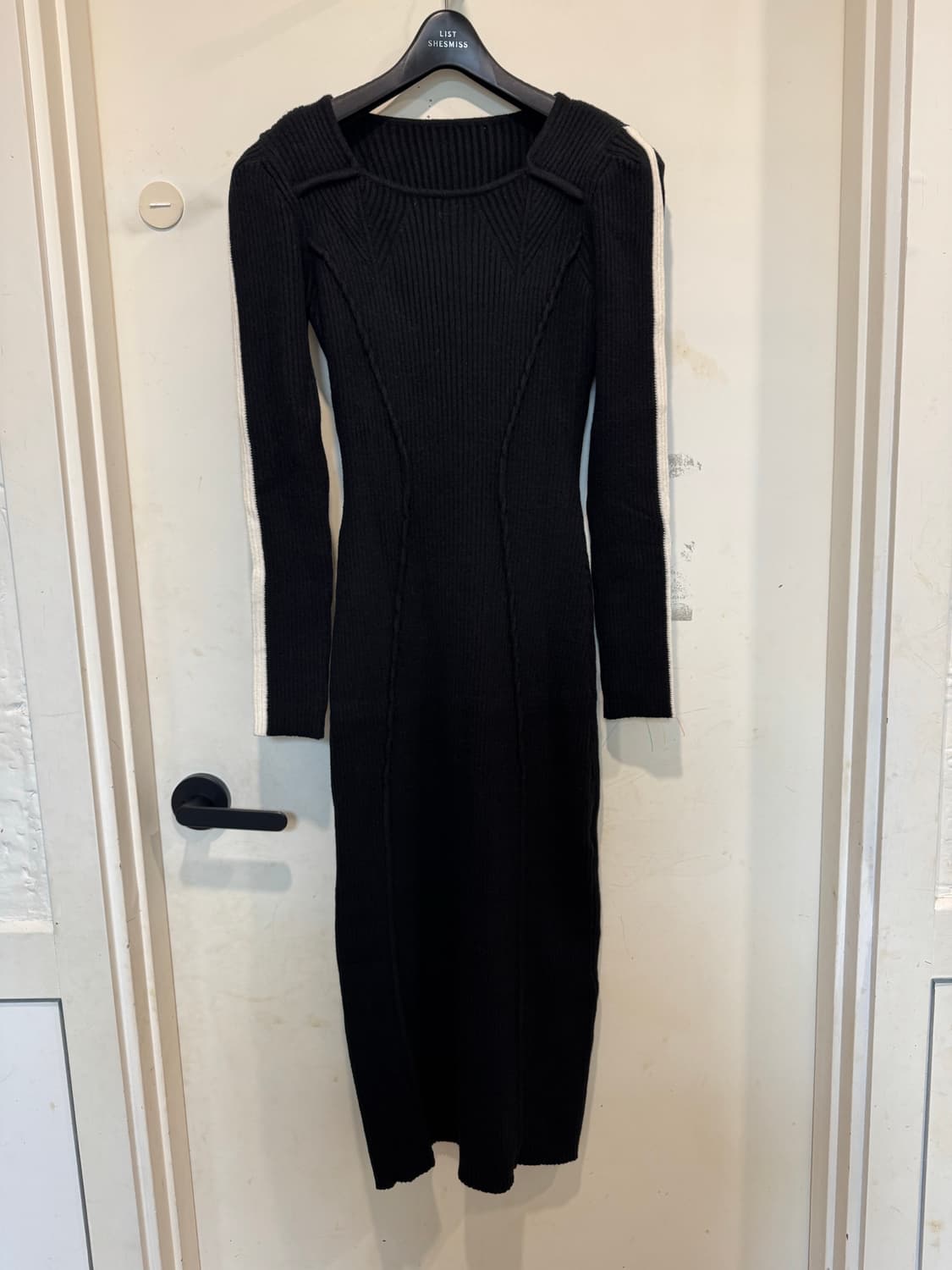 jull log 줄로그 필레오 니트 롱원피스 상품이미지1