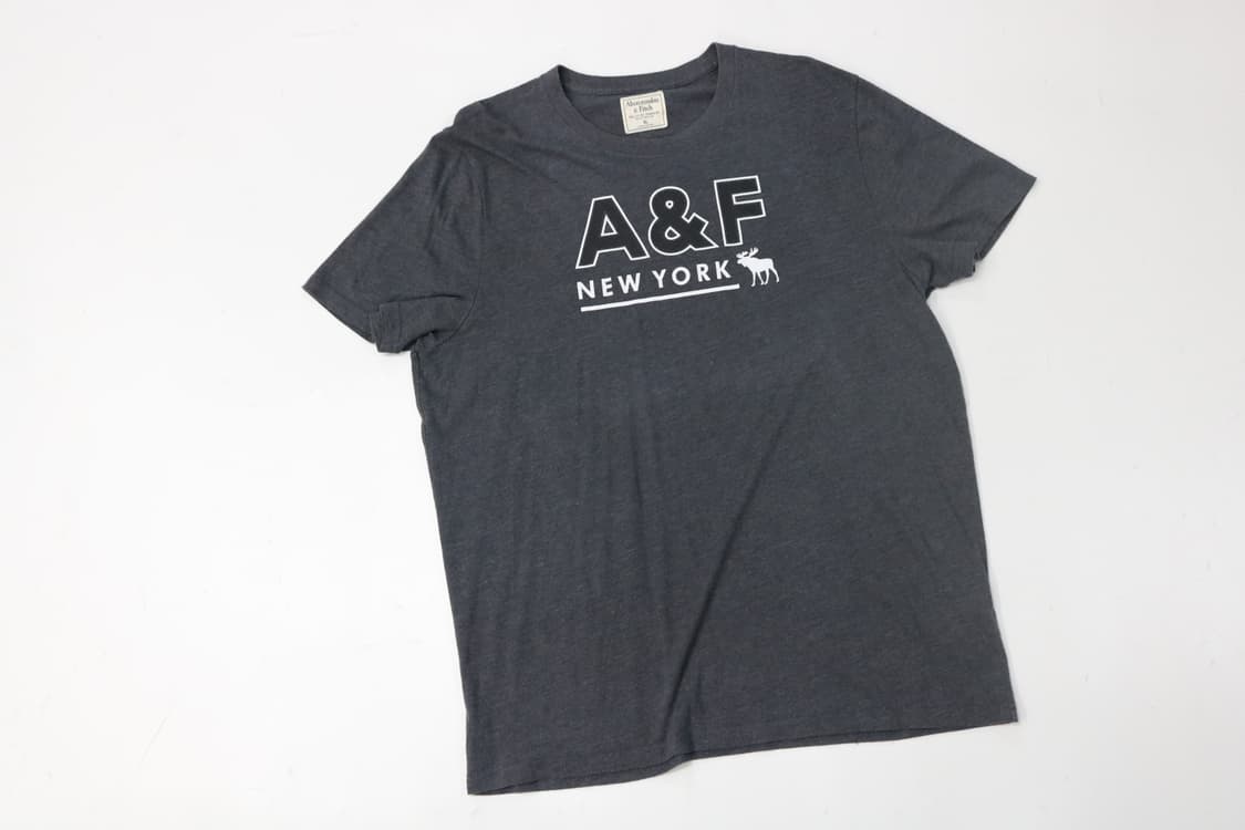 아베크롬비 앤 피치 뉴욕 머슬핏 챠콜 티셔츠 (XL) 상품이미지2