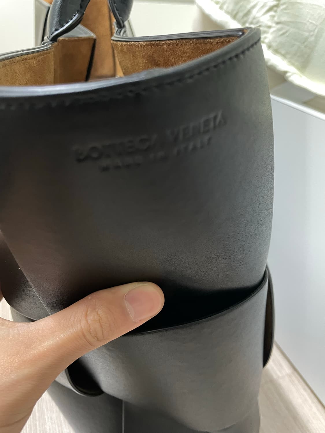 보테가베네타 아르코 라지 토트백 상품이미지2