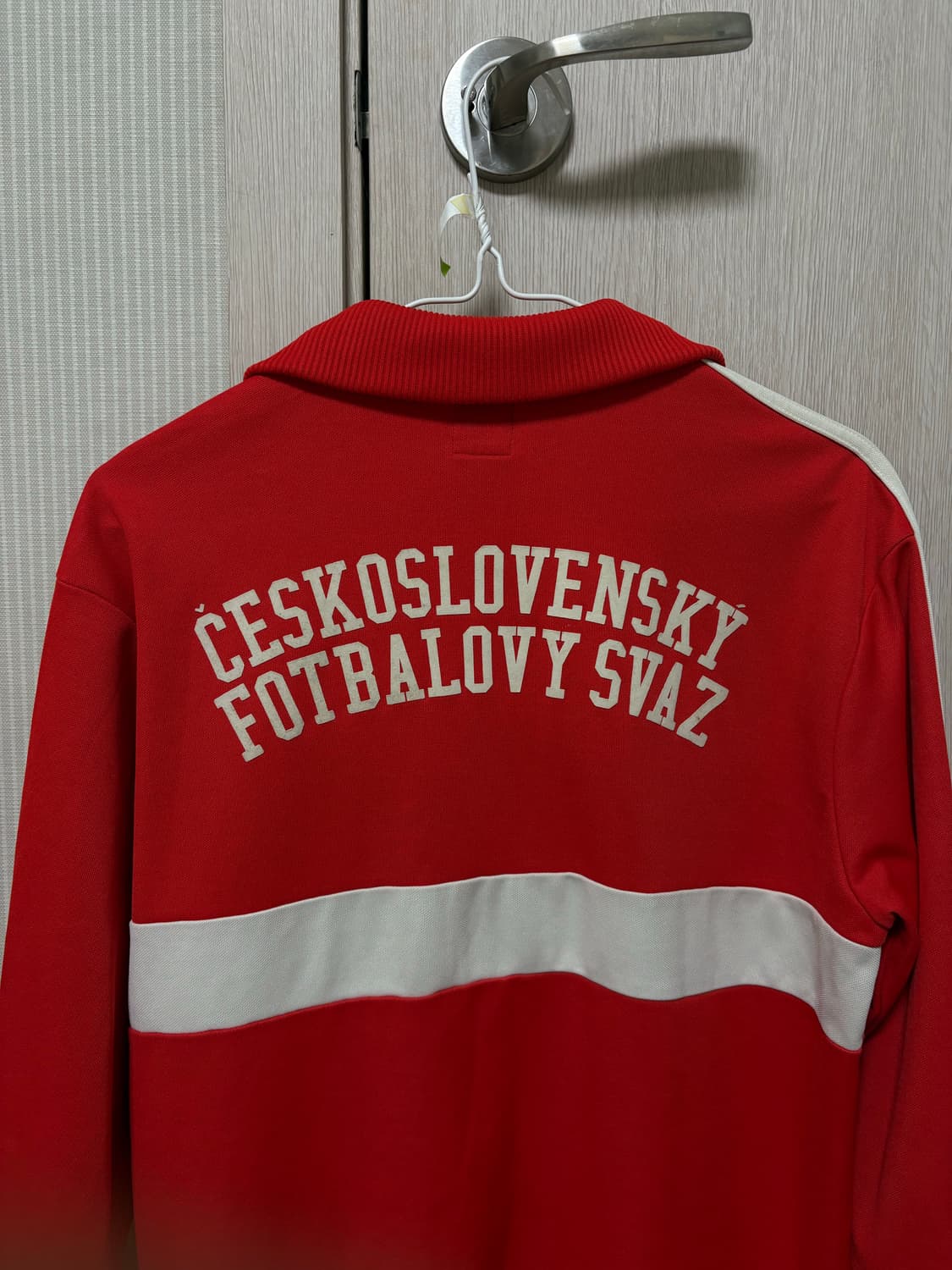 아디다스 희귀 네덜란드 져지 레드 100 사이즈 판매합니다 상품이미지2