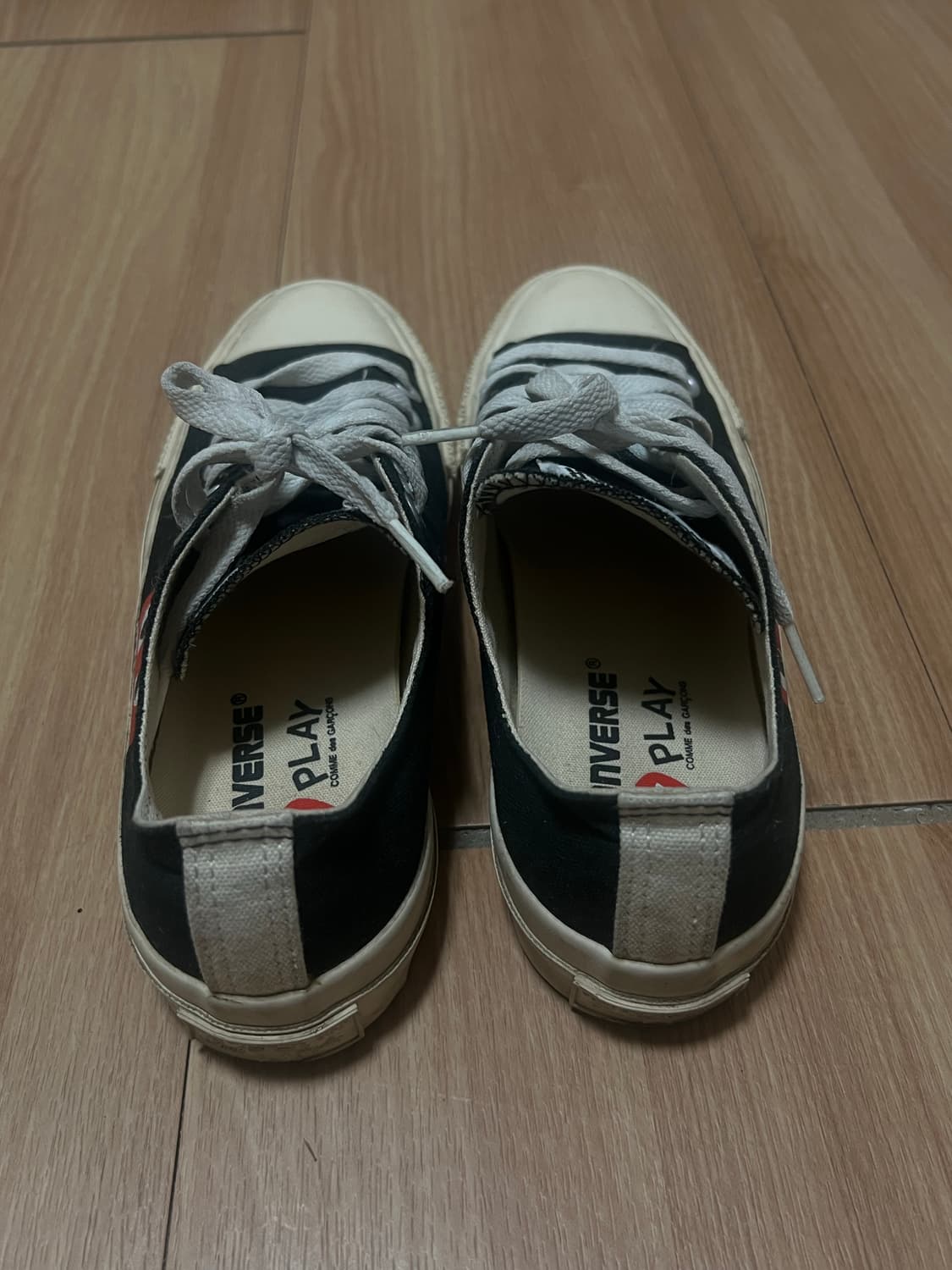 꼼데가르송 컨버스 블랙 스니커즈 상품이미지3