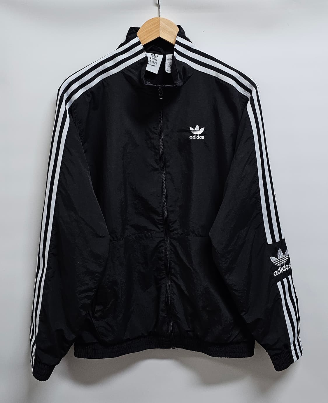 아디다스 락업 바람막이 M 상품이미지1