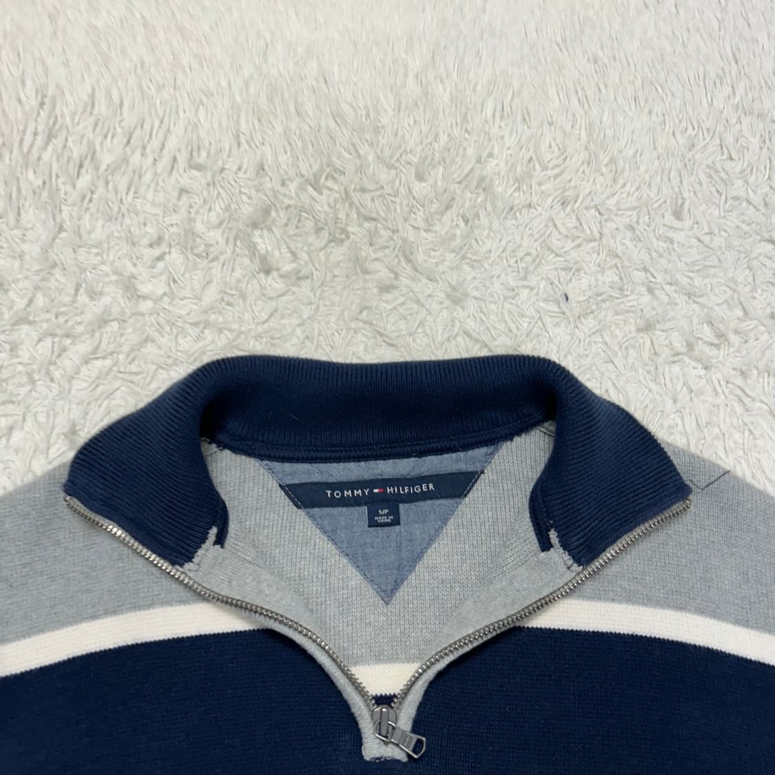Tommy Hilfiger Grey × Navy Half-Zip Knit 상품이미지6