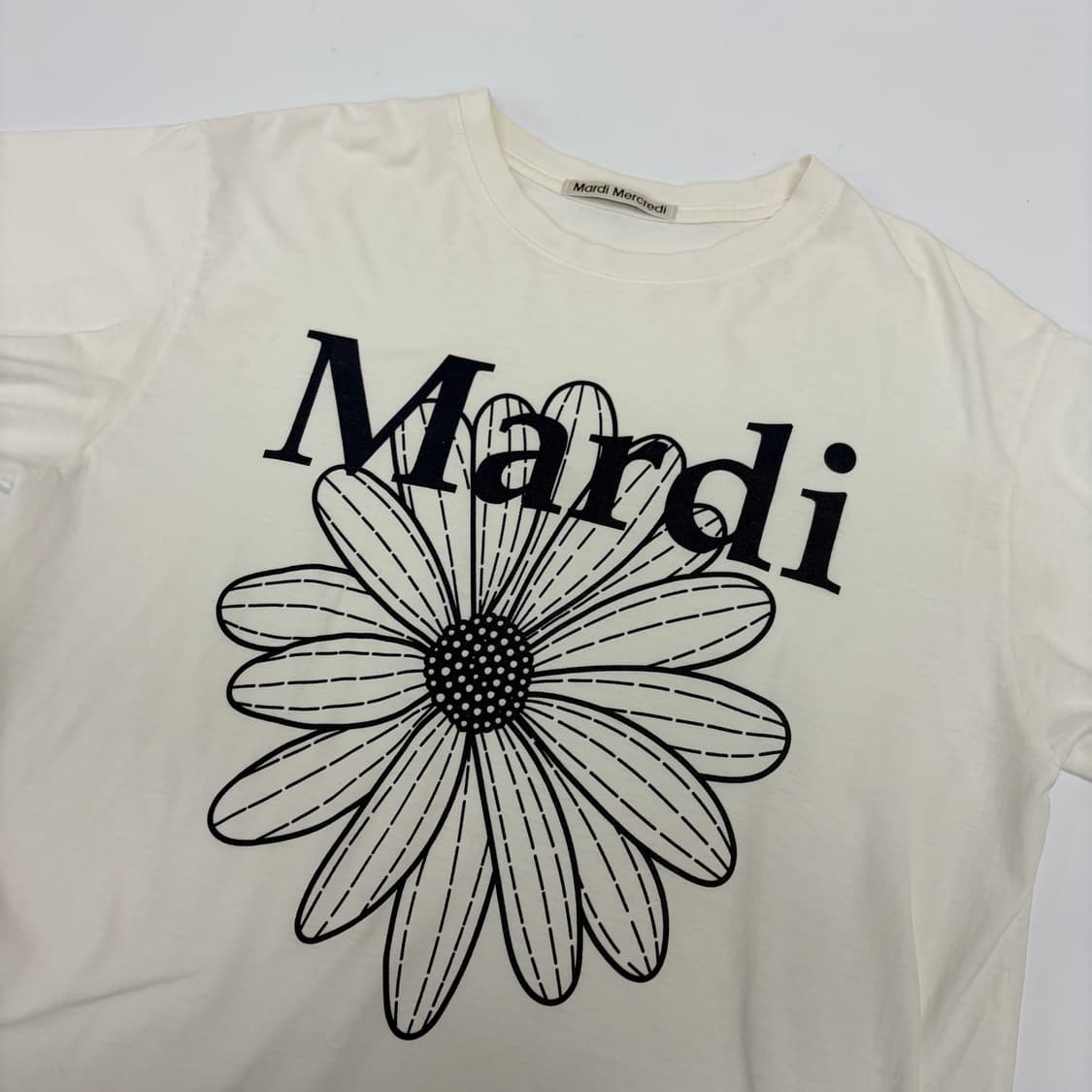 마르디 메크르디 플라워 반팔 티셔츠  상품이미지3
