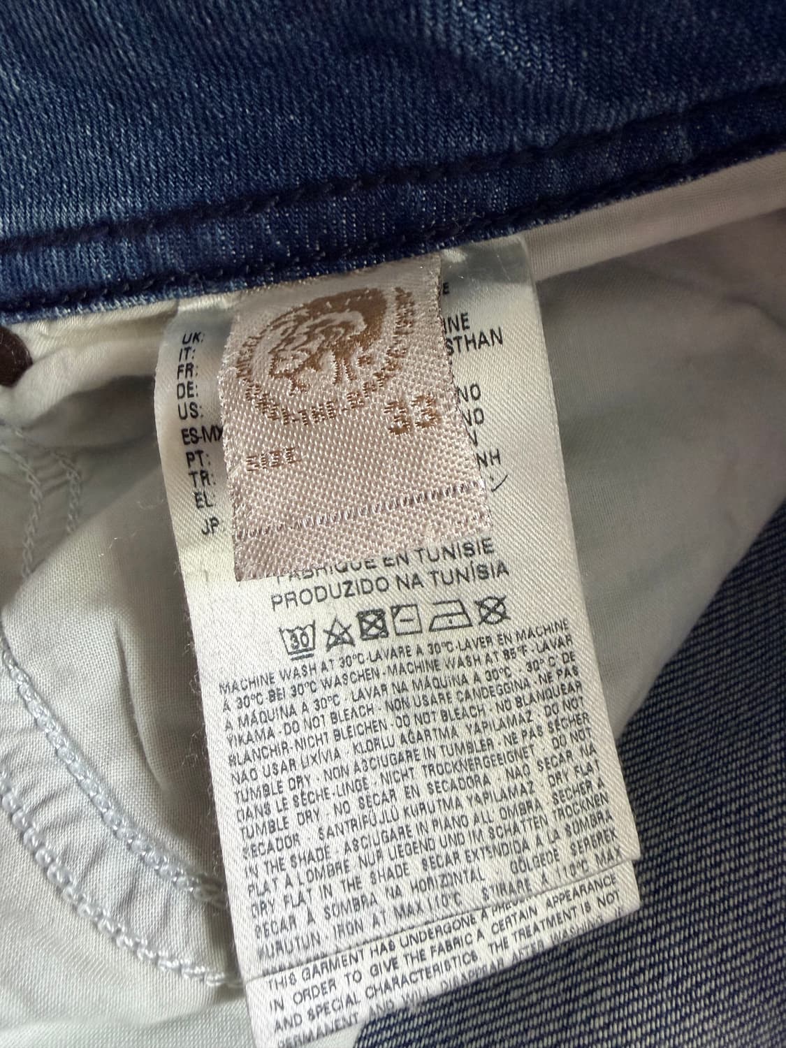 디젤(Diesel) 버스터(Buster) 레귤러 슬림 테이퍼드 상품이미지3