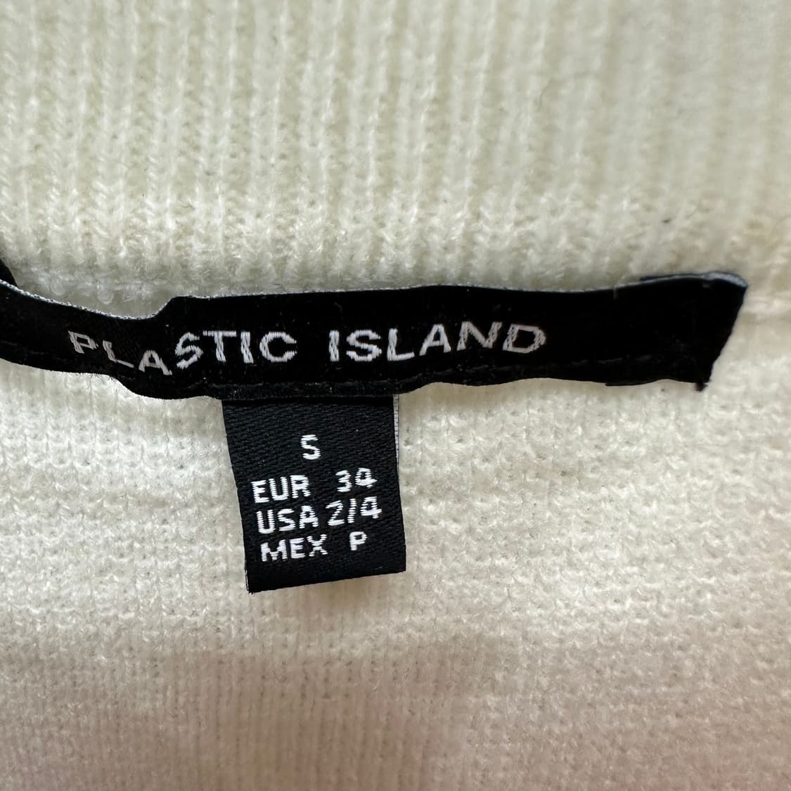 90 플라스틱아일랜드 여자 슬림핏 니트 상품이미지3