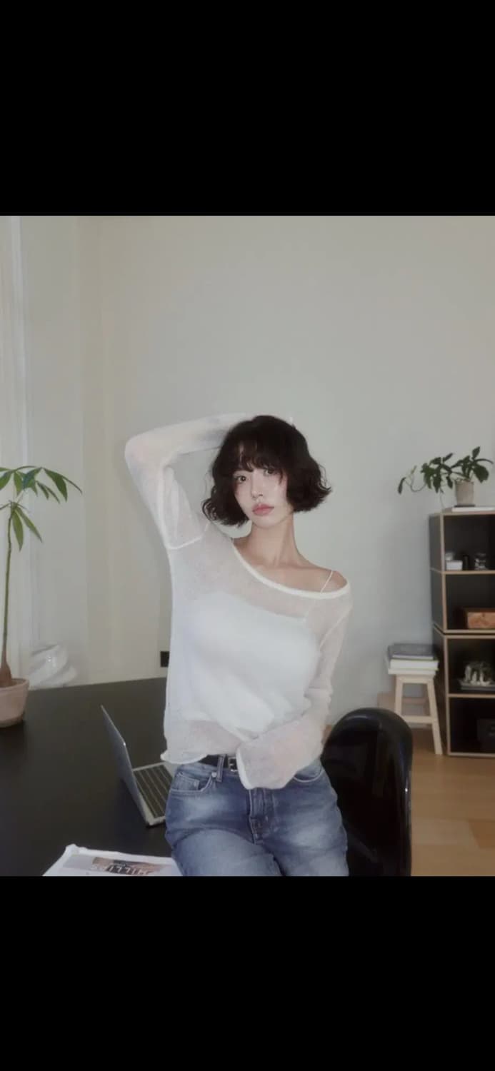 페일제이드 헤어리 시스루 원숄더 니트 상품이미지3