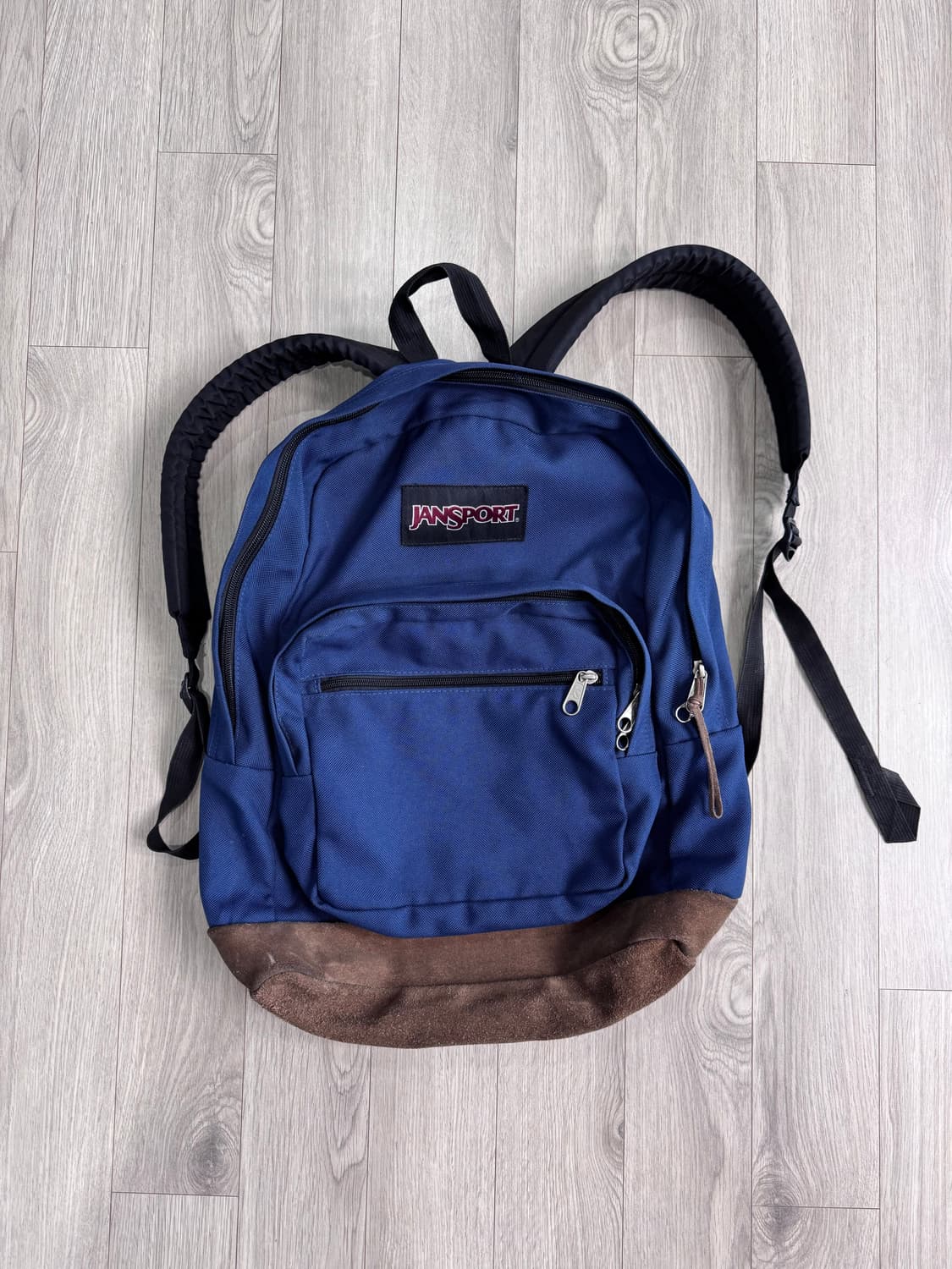 잔스포츠 네이비 스웨이드 백팩 상품이미지1