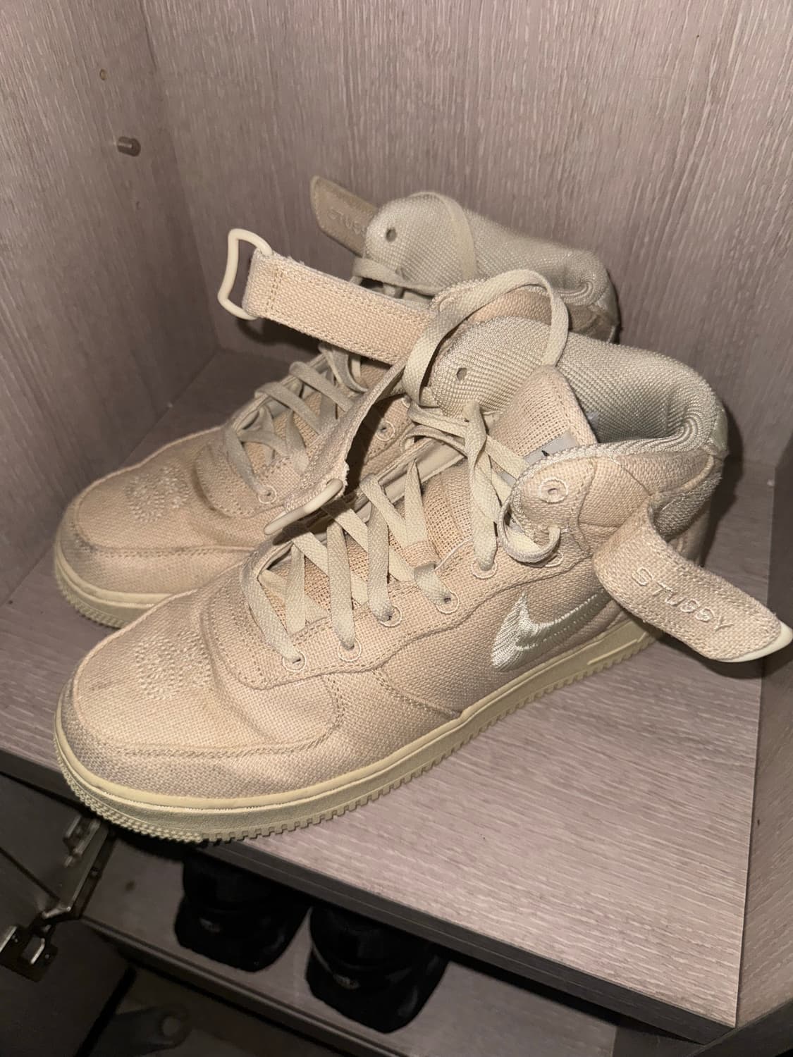 나이키 스투시 에어포스 미드 상품이미지1