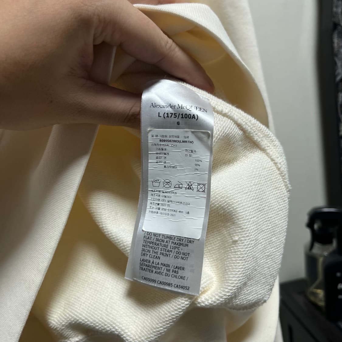 정품 L) 알렉산더 맥퀸 하트 오버핏 맨투맨  상품이미지6