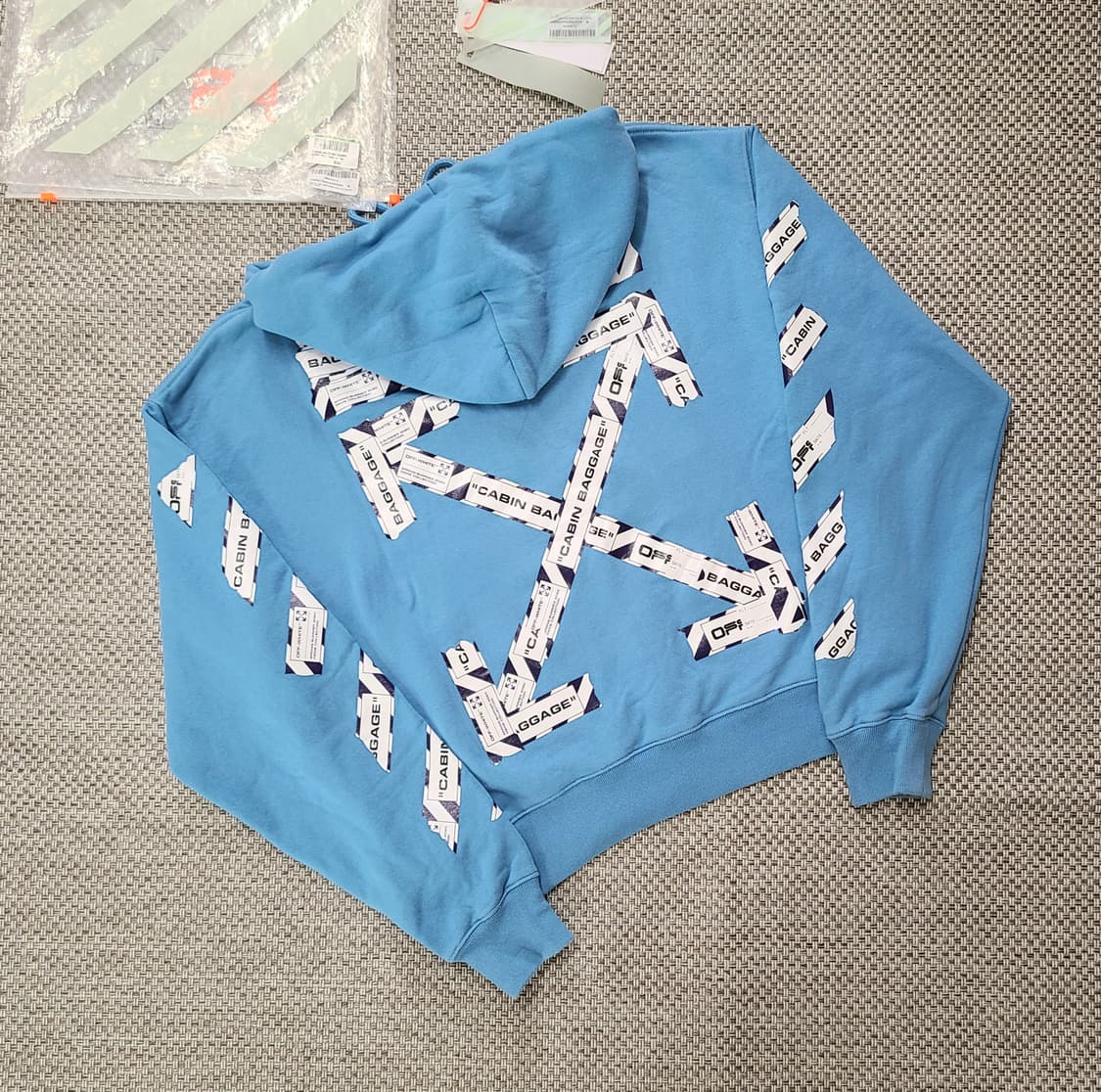 [M/100] 오프화이트 오버핏 에어포트 후드티 상품이미지2