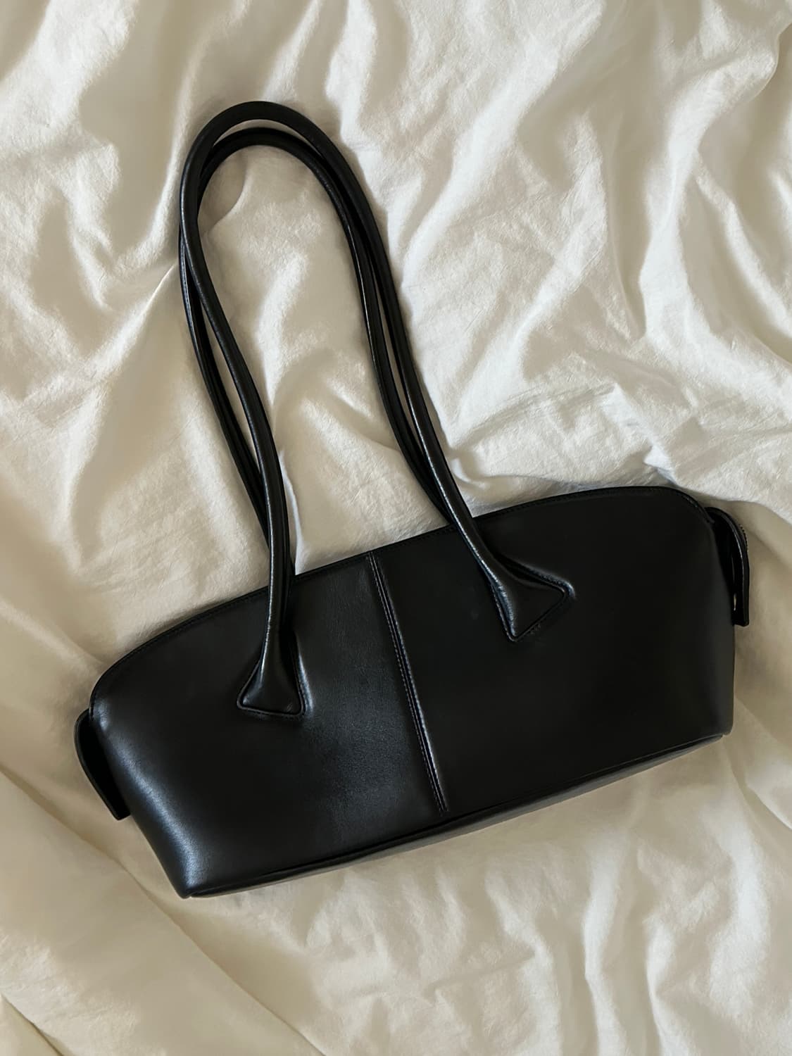 로우클래식 바게트 숄더백 상품이미지2