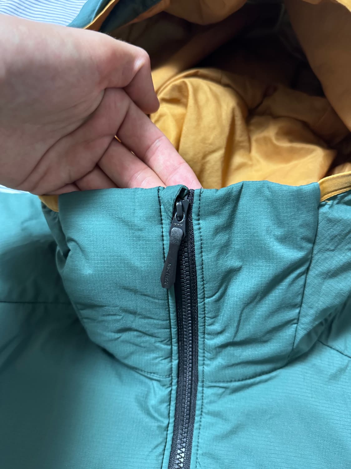 아크테릭스 아톰 LT 후디 박스카 상품이미지5