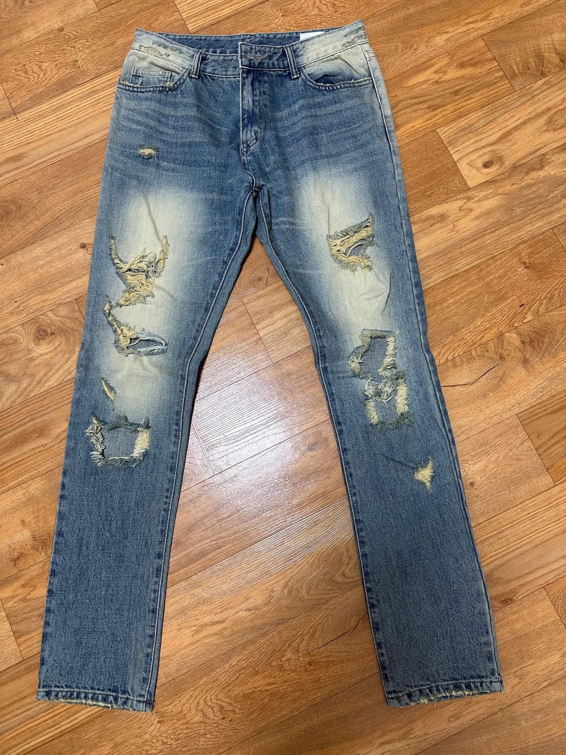 Extraordinary damaged Jean 상품이미지1