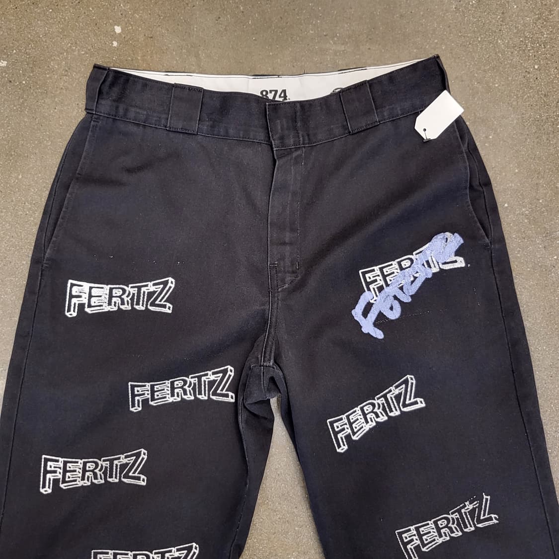 디키즈 874 FERTZ 프린팅 블랙 팬츠 상품이미지3