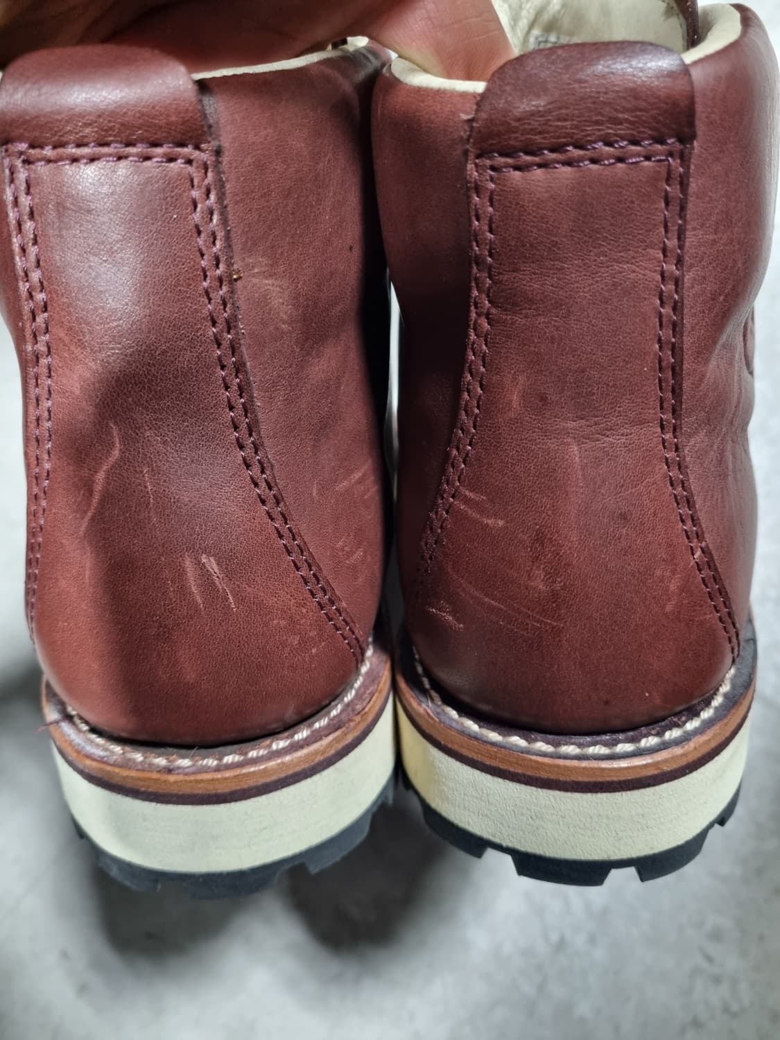 코오롱 스포츠 남성 통가죽 등산화  상품이미지3