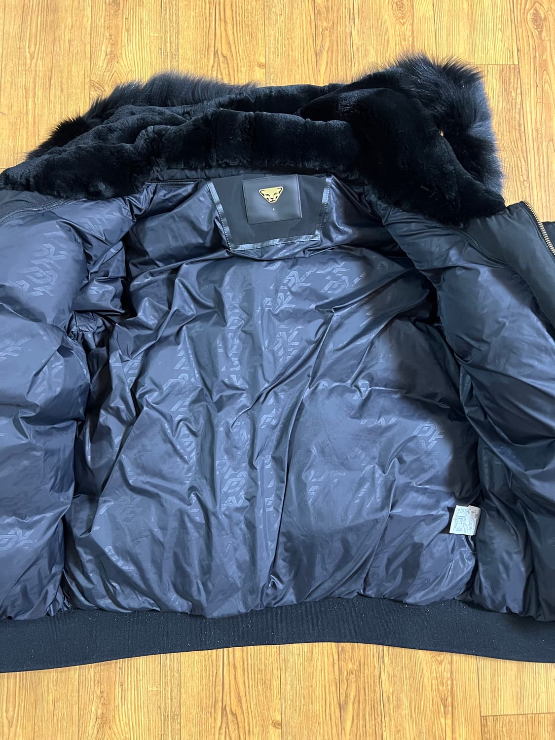 다이나핏 블랙패딩 상품이미지2