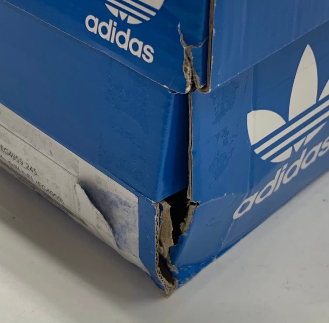 아디다스 슈퍼스타 코어 블랙 화이트 245 상품이미지3