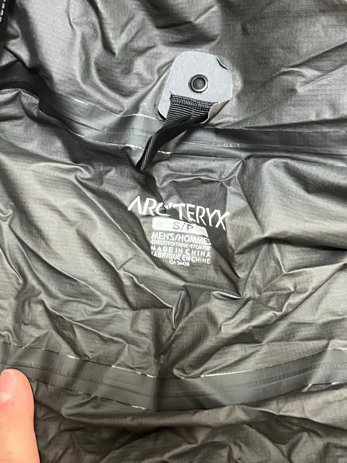 아크테릭스 제타fl 자켓 s사이즈 블랙 판매합니다. 상품이미지2