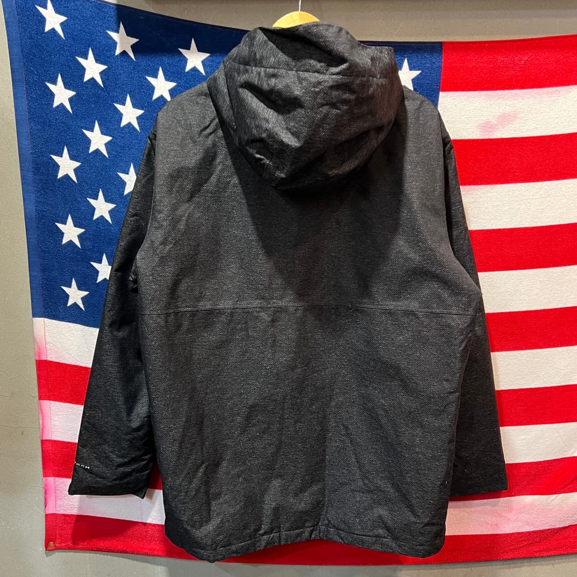 컬럼비아 후드 바람막이 점퍼 상품이미지2