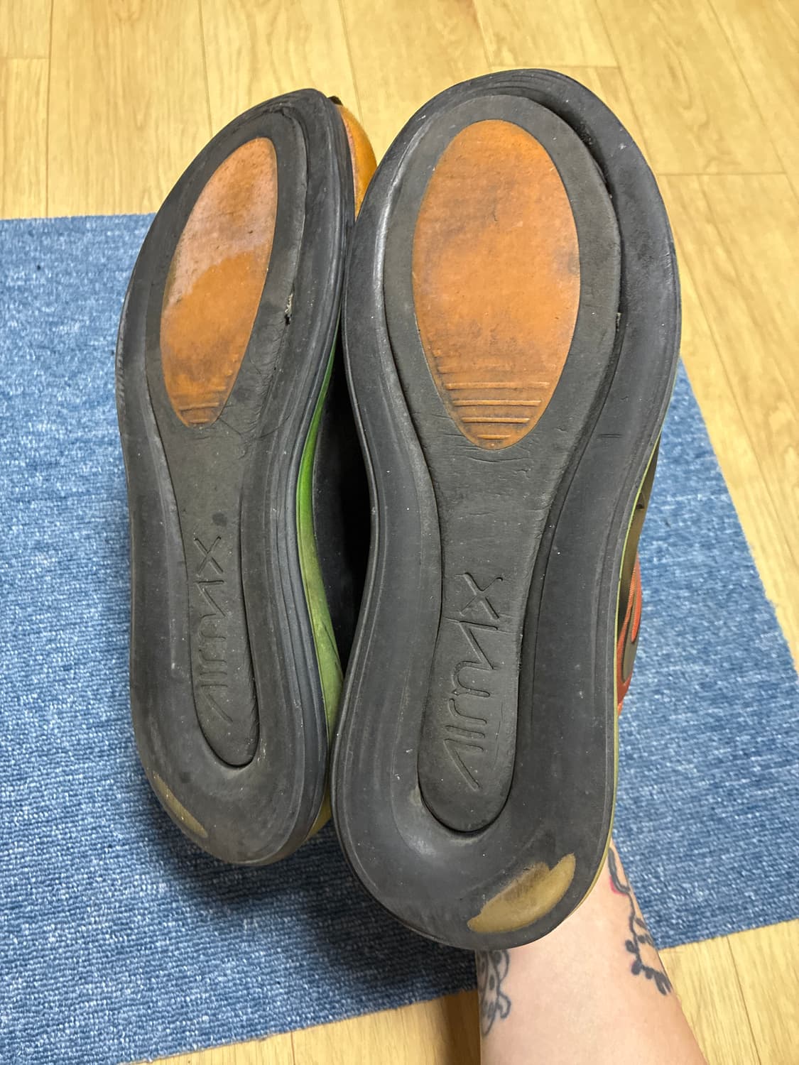 Nike 에어맥스720 선라이즈 상품이미지4