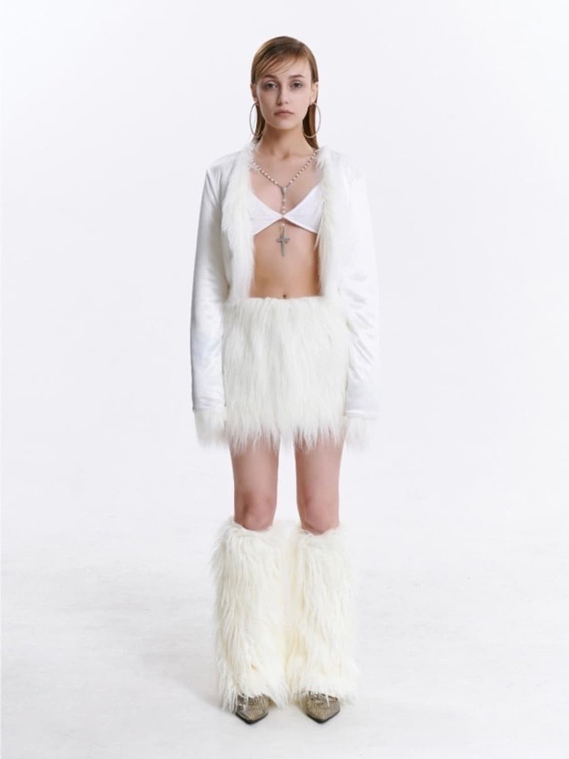 csd club 씨에스디클럽 화이트 리버시블 퍼자켓 상품이미지3