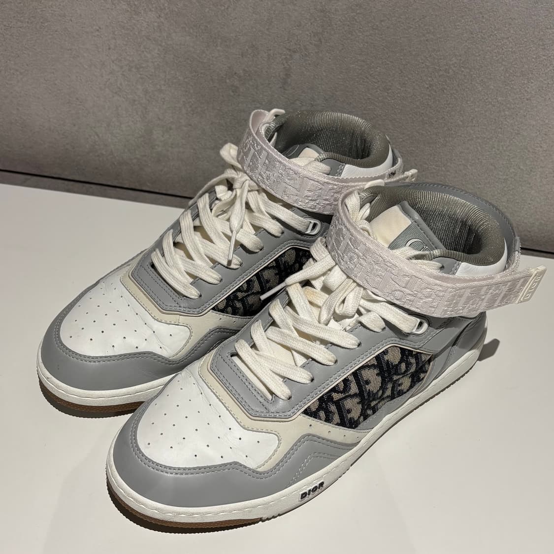디올 오블리크 B27 하이탑 스니커즈 상품이미지1
