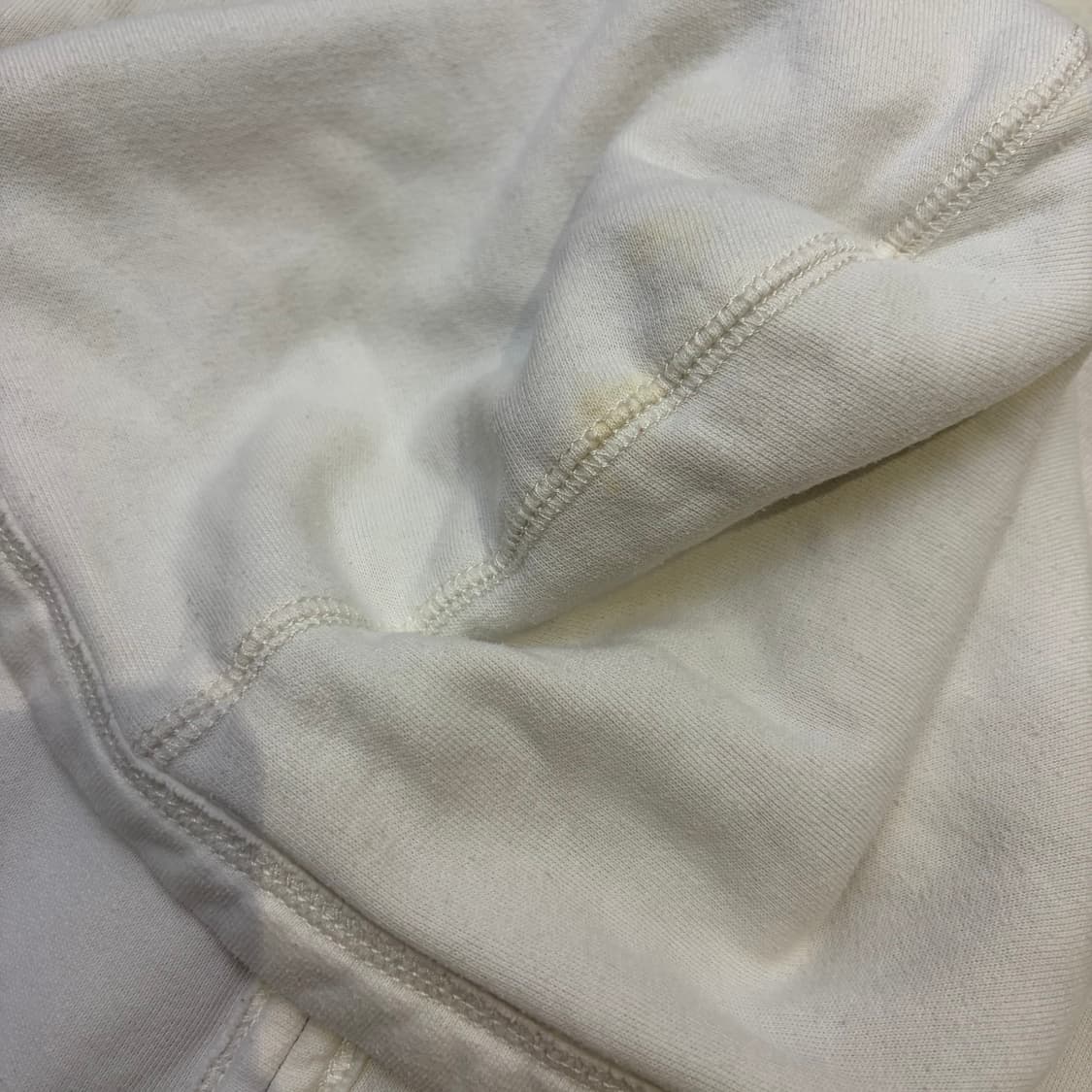 ✨아베크롬비 딱붙핏 버건디 빅로고 화이트 후드집업✨ 상품이미지4