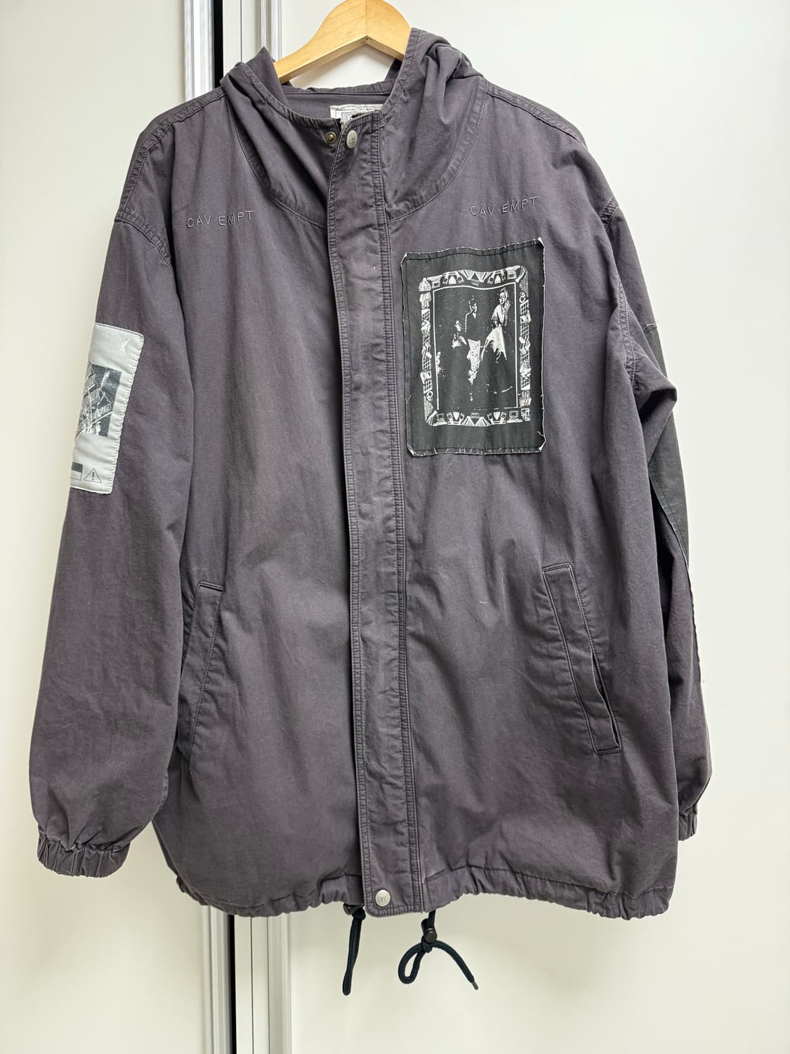 카브엠트 패치 밀리터리 후드 파카 상품이미지1