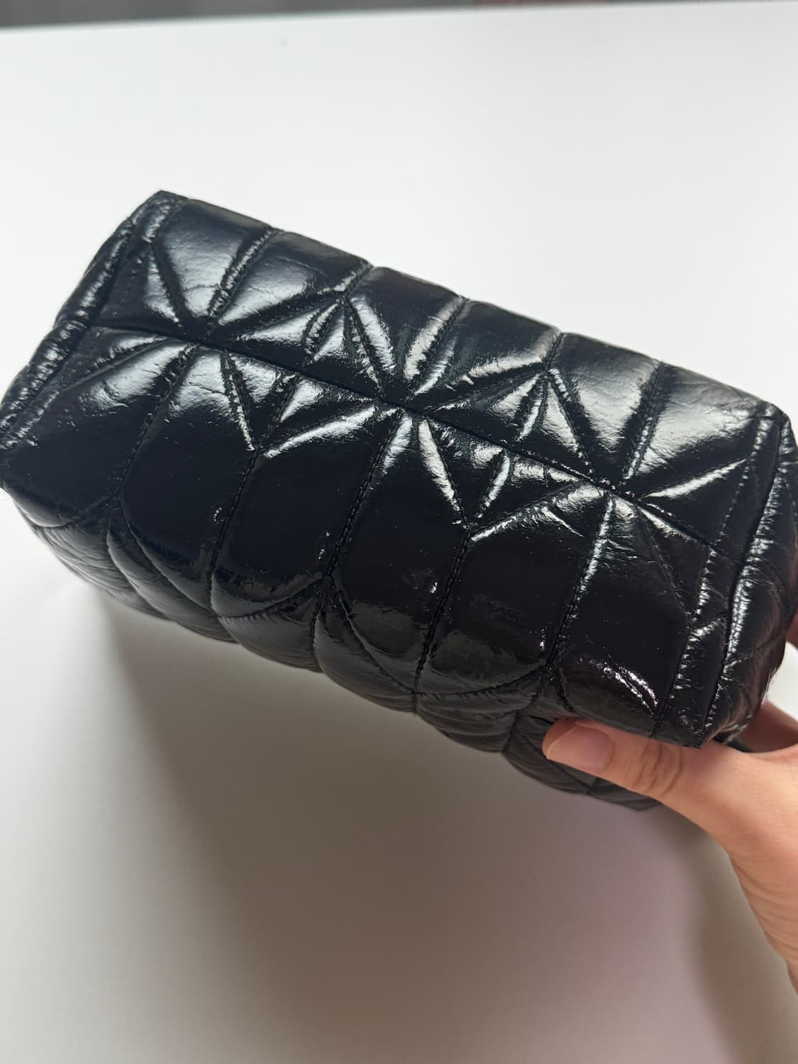 미우미우 마테라쎄 스피릿 시레백 장원영 가방 상품이미지4