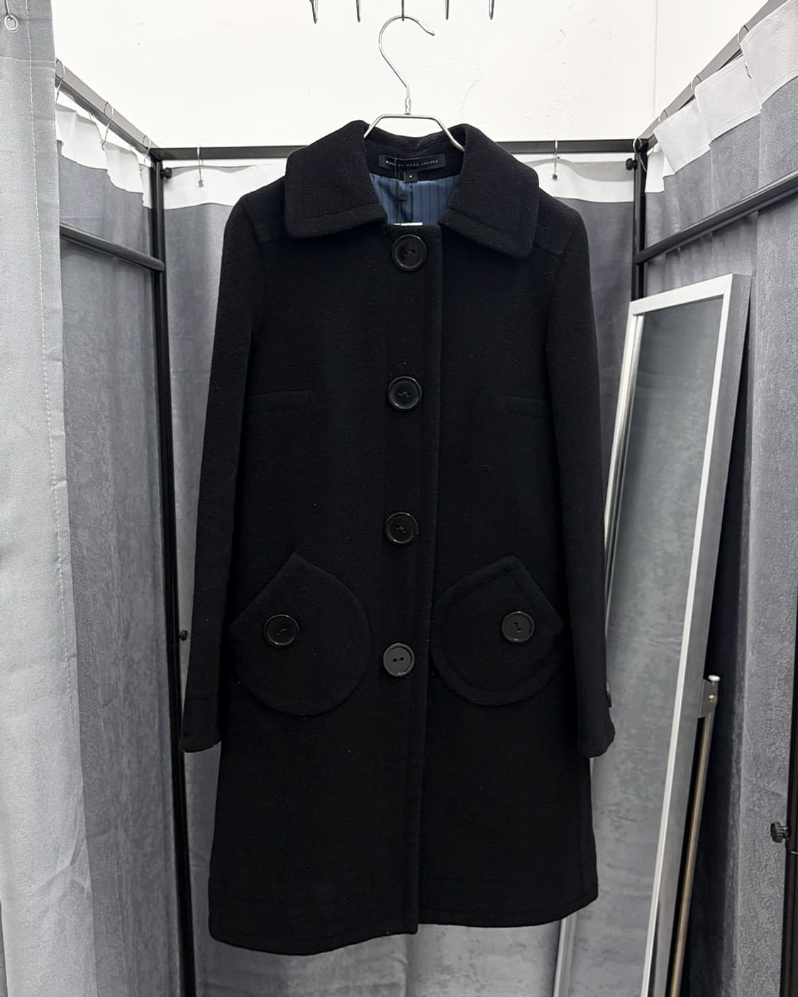마크 제이콥스 빅버튼 코트 상품이미지1