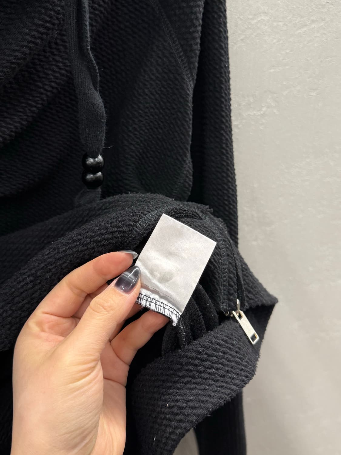 hugyourskin 허그유어스킨 후드집업 블랙 상품이미지5