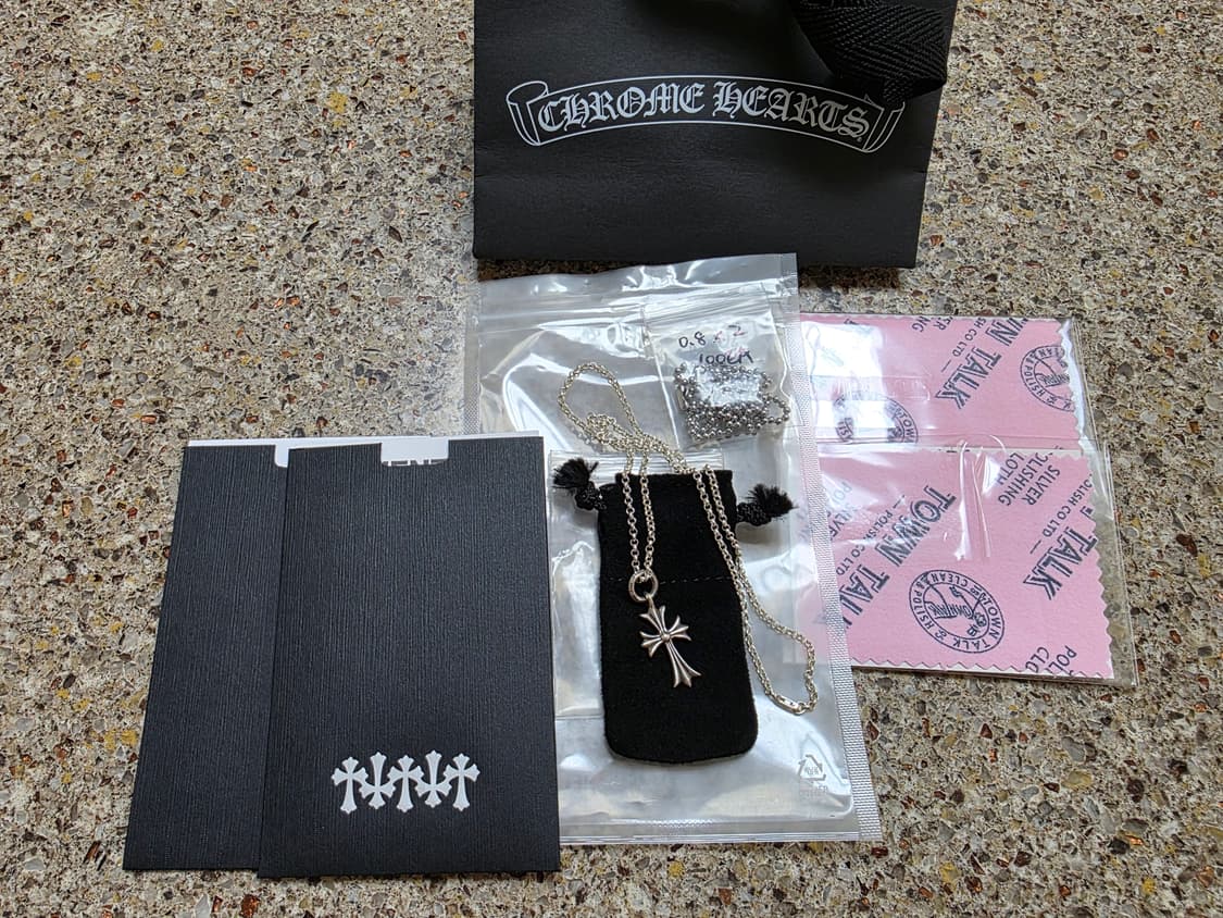 한스룸 크롬하츠 타이니 크로스 펜던트 풀박스 상품이미지1