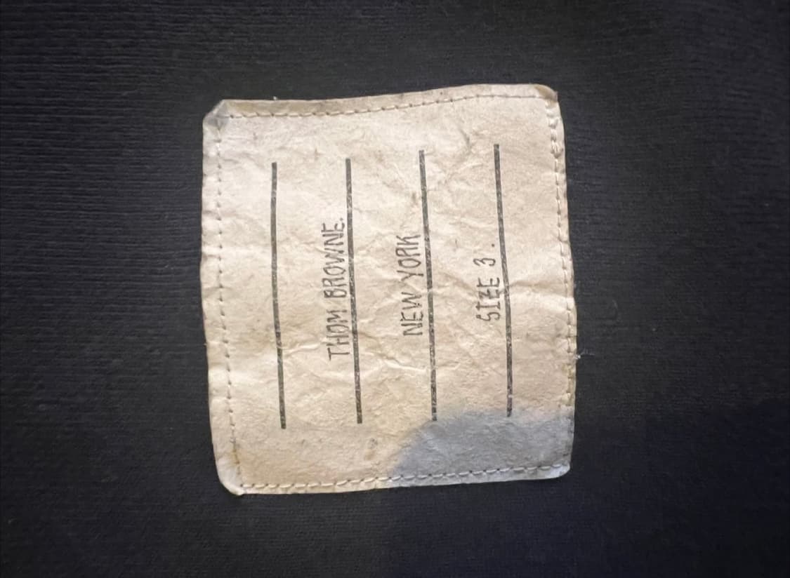 톰브라운 사선맨투맨 3사이즈팝니다 상품이미지3