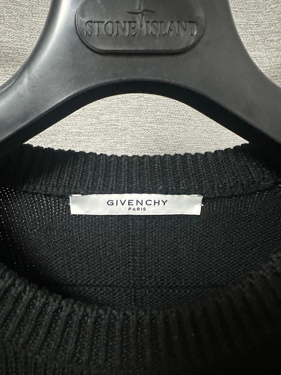 지방시 레터링로고 울 니트 블랙 (XL) 상품이미지3