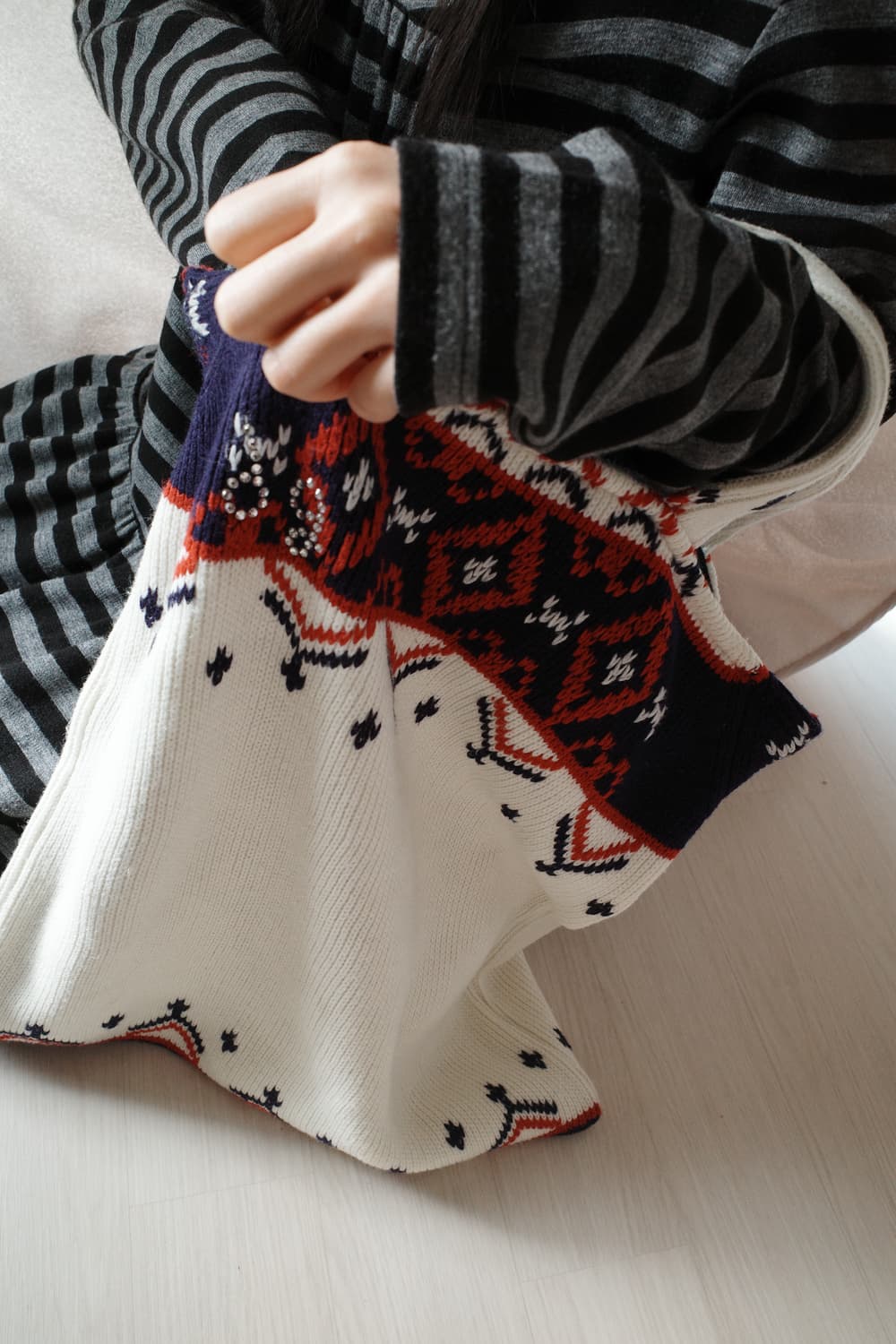 Nordic knit tote bag with cdg hotfix 상품이미지2