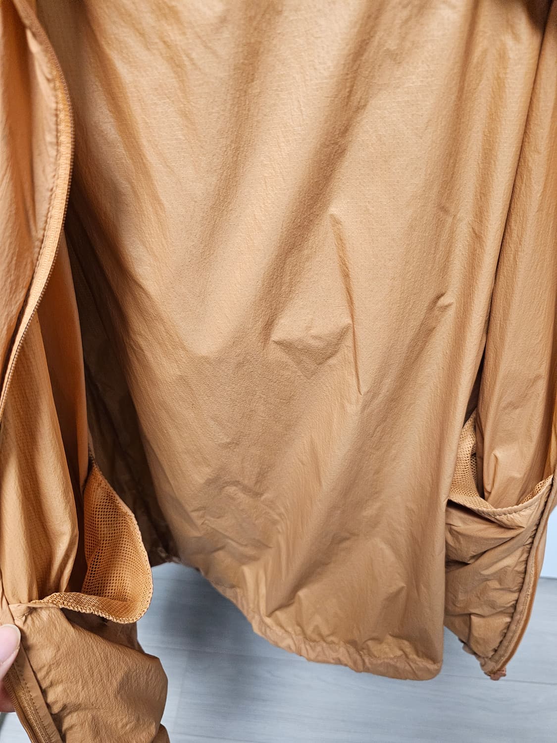 스파오 브라운섹 바람막이 상품이미지3