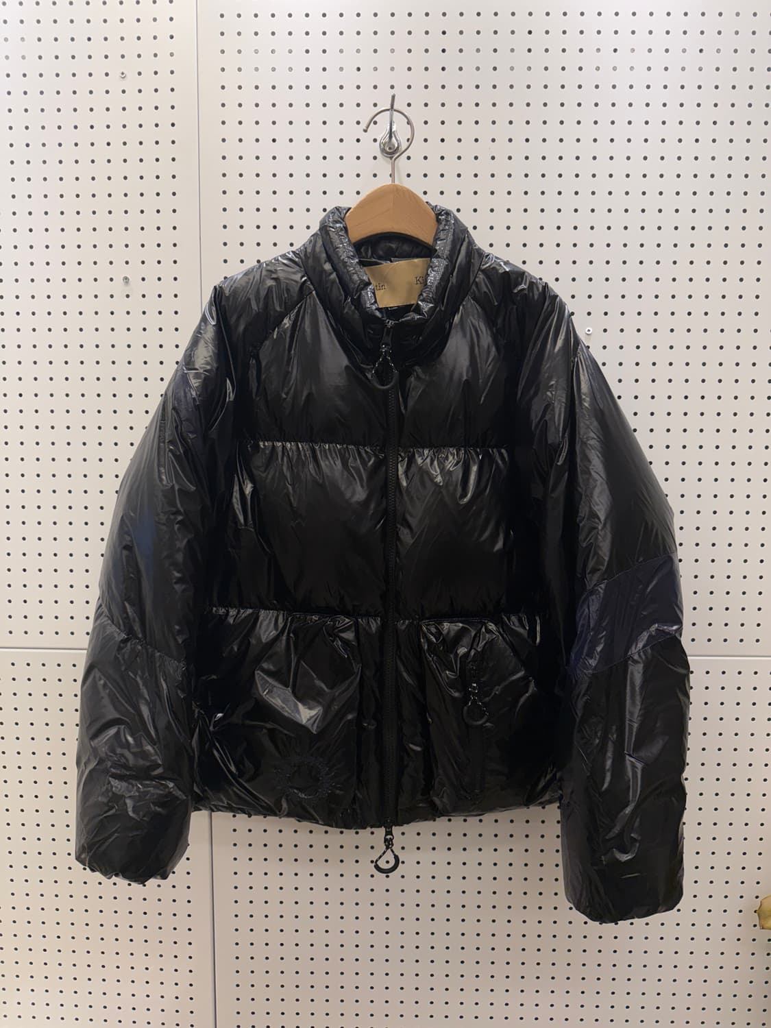 마뗑킴 블랙 유광 패딩 자켓 U186 상품이미지2