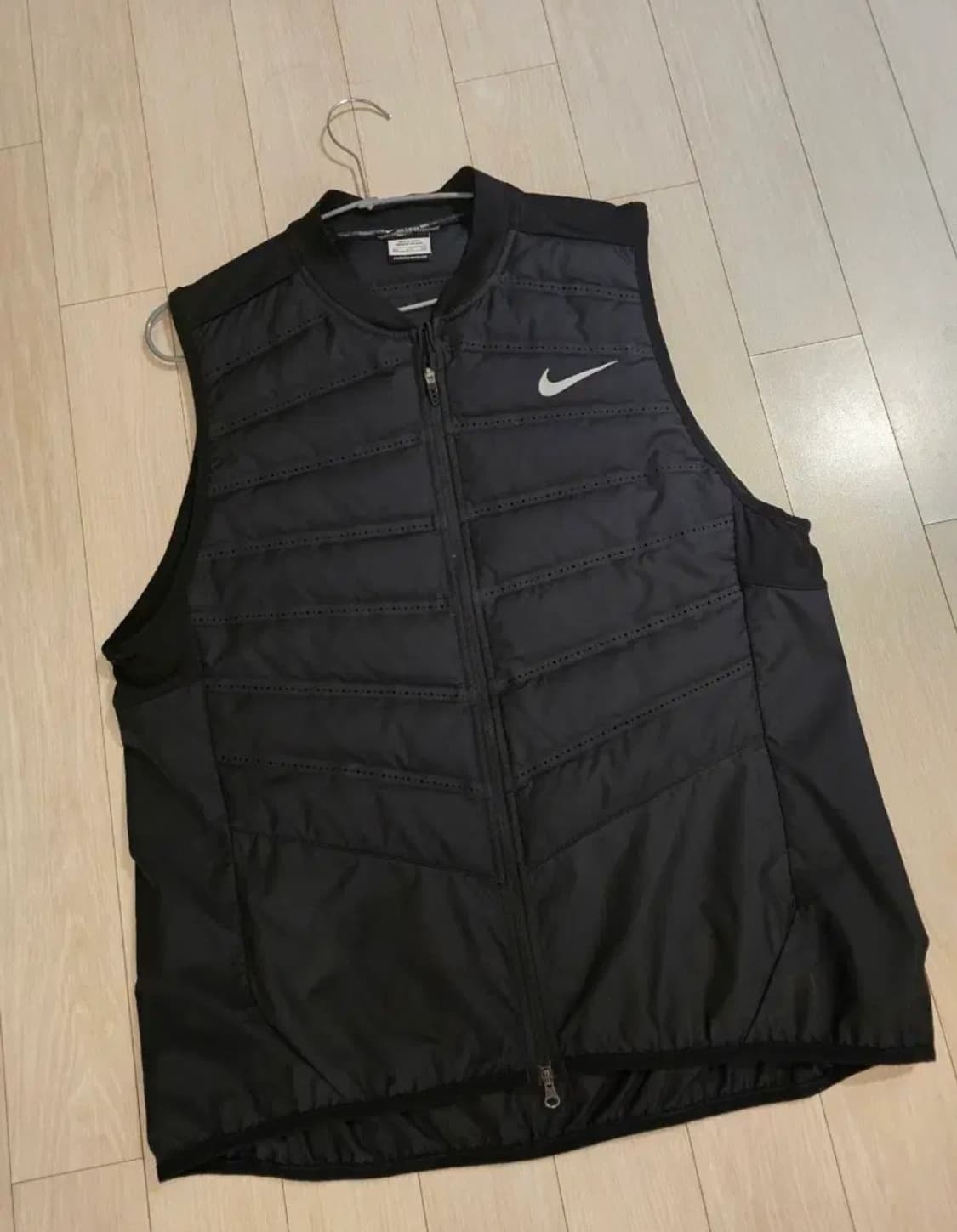 나이키 에어로로프트 베스트 상품이미지2