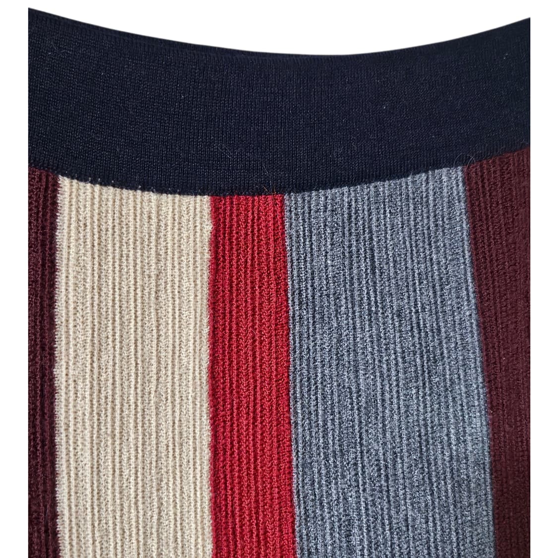 헤지스 니트 플리츠 미디 스커트 55 | 배색 스트라이프 상품이미지4