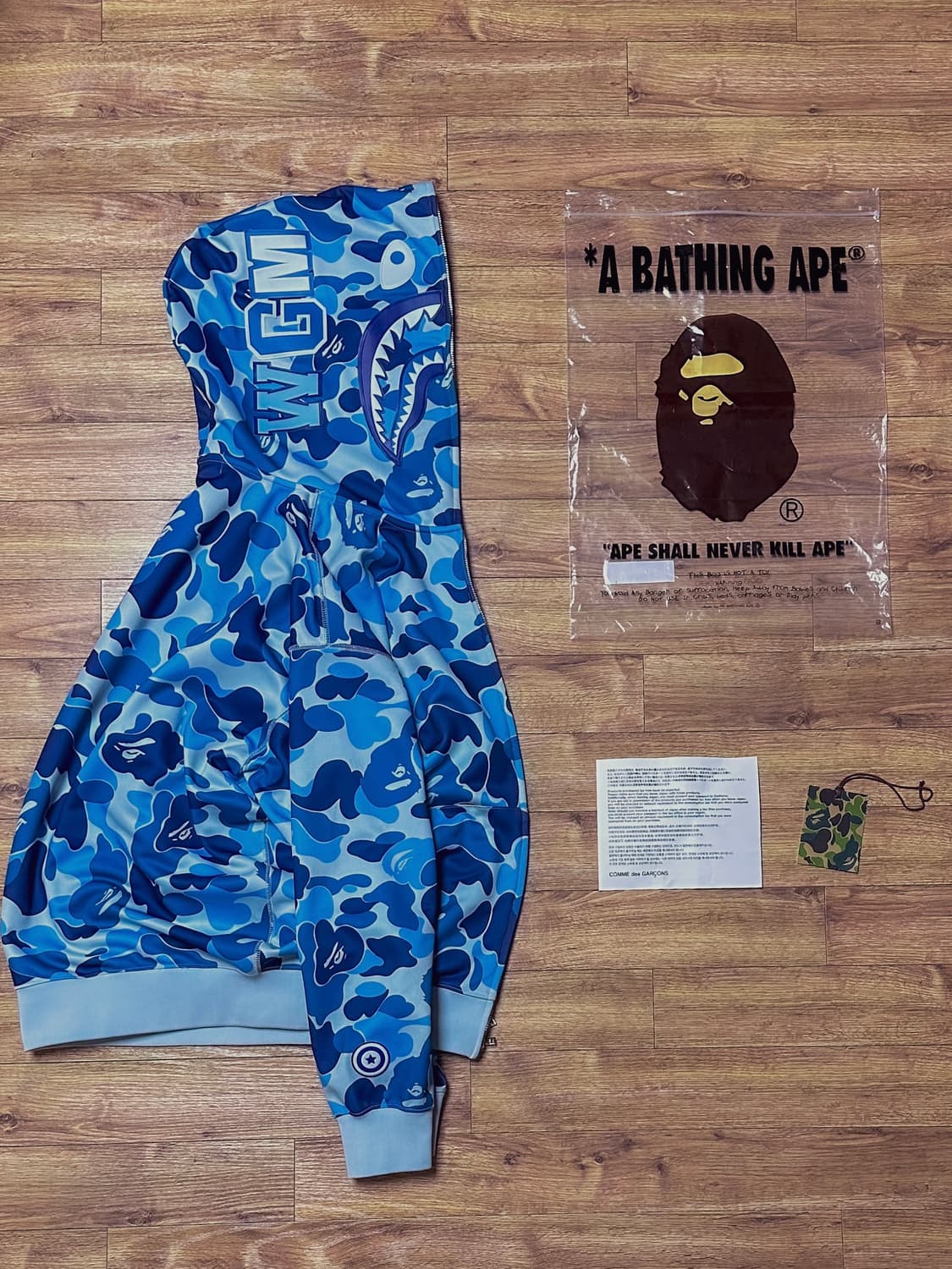 판매) 베이프 ABC 카모 레이온 릴렉스드 핏 샤크 풀 지퍼 후드 블루 상품이미지3