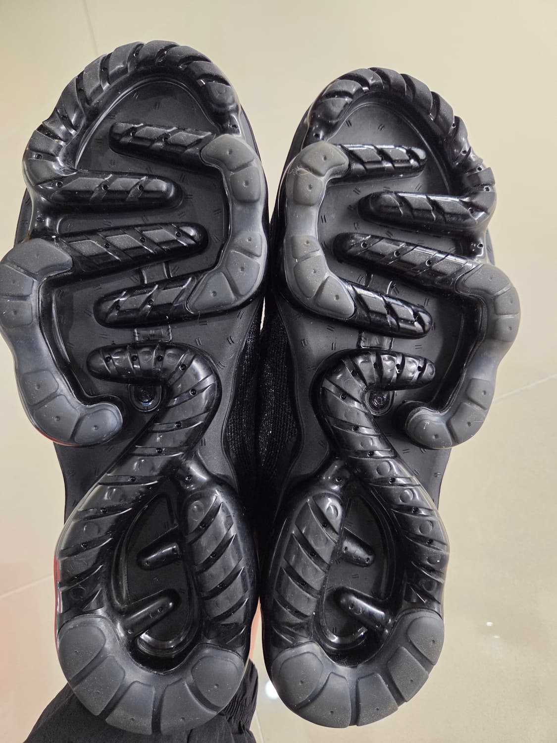 나이키 베이퍼맥스 2023 트리플블랙 260 새상품급 상품이미지7