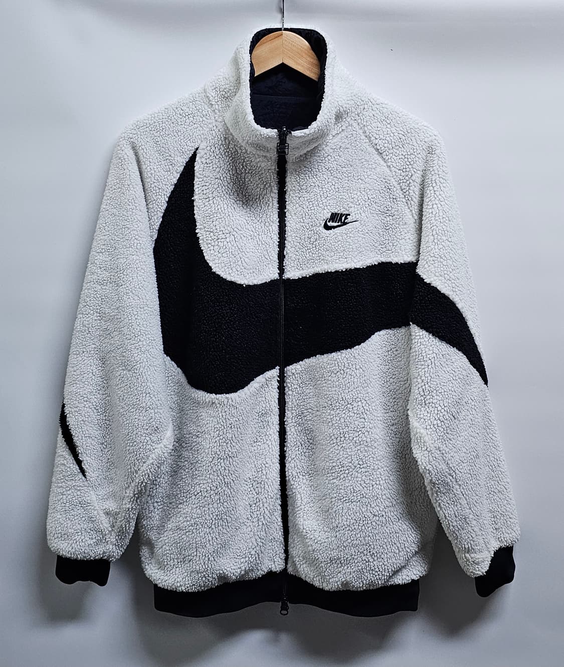 나이키 빅스우시 양면 뽀글이 후리스점퍼 L 상품이미지1