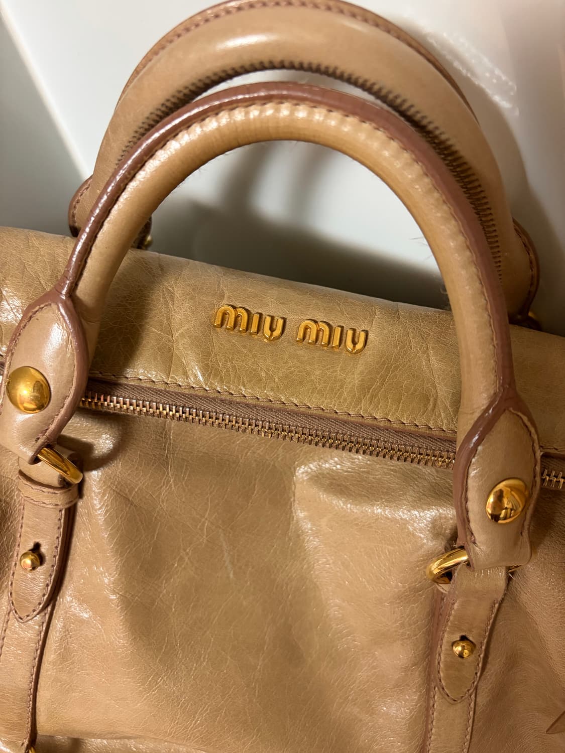 미우미우 비텔로 럭스 사첼백 숄더백 토트백 상품이미지2