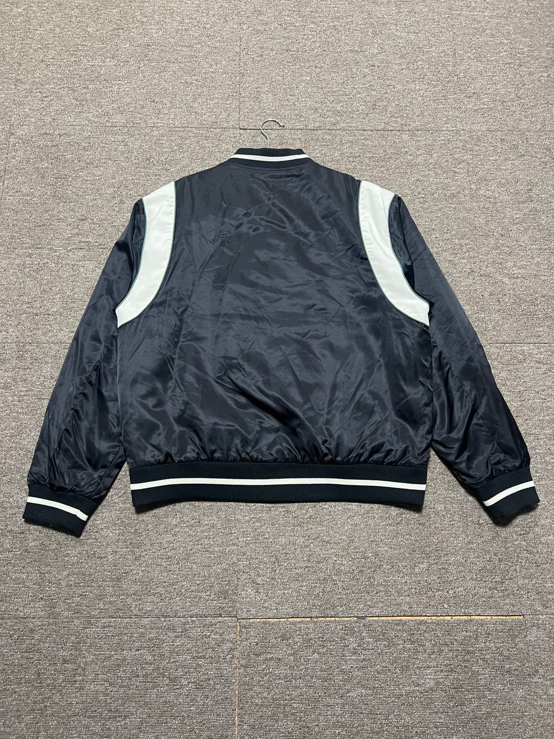 푸마 블랙 봄버 자켓 L 상품이미지2