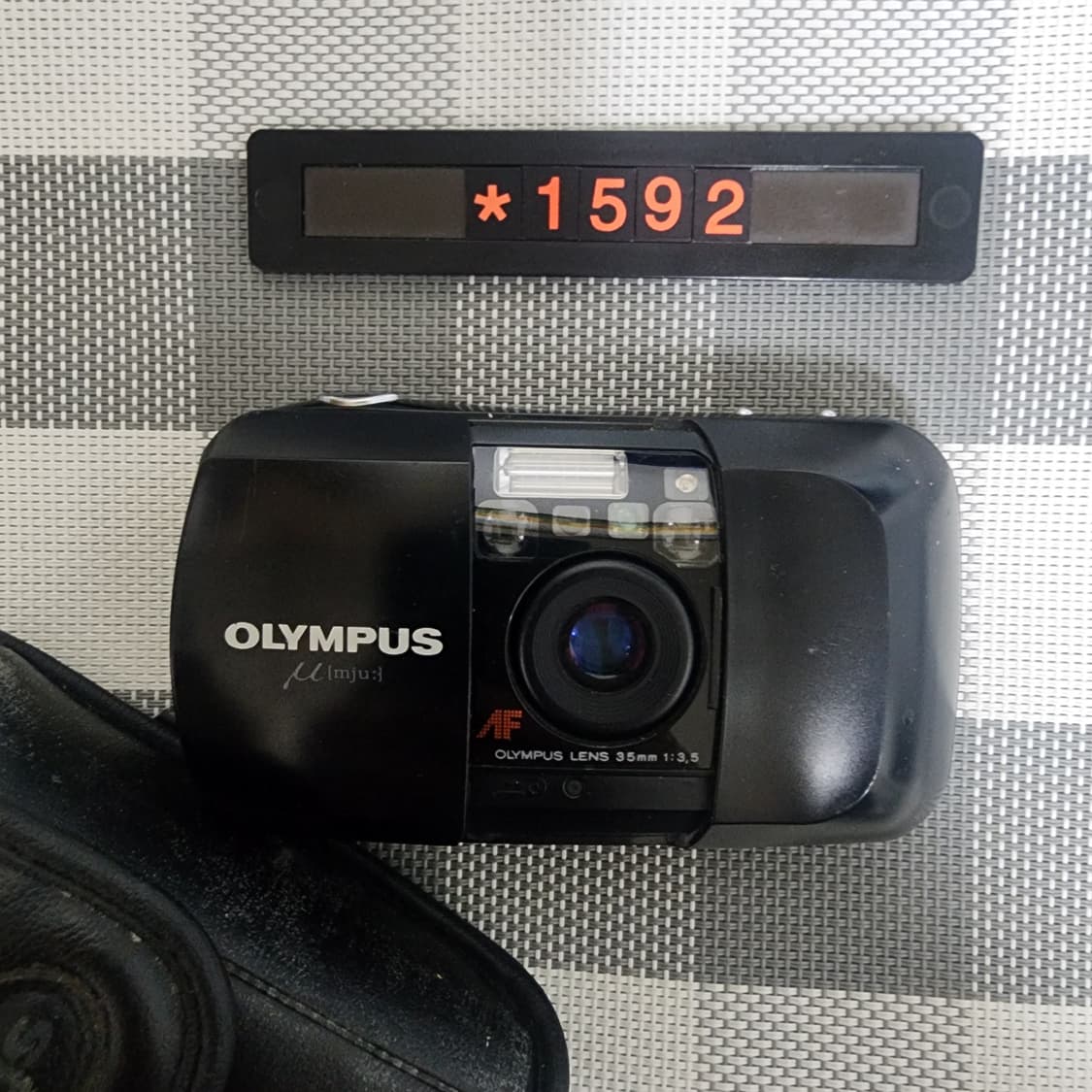 올림푸스 뮤 1 블랙바디 필름카메라 파우치포함 상품이미지2