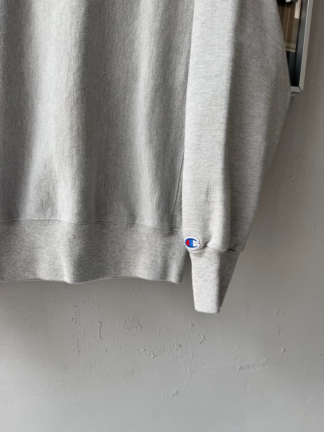 Champion x MOMA 리버스위브 맨투맨 상품이미지6
