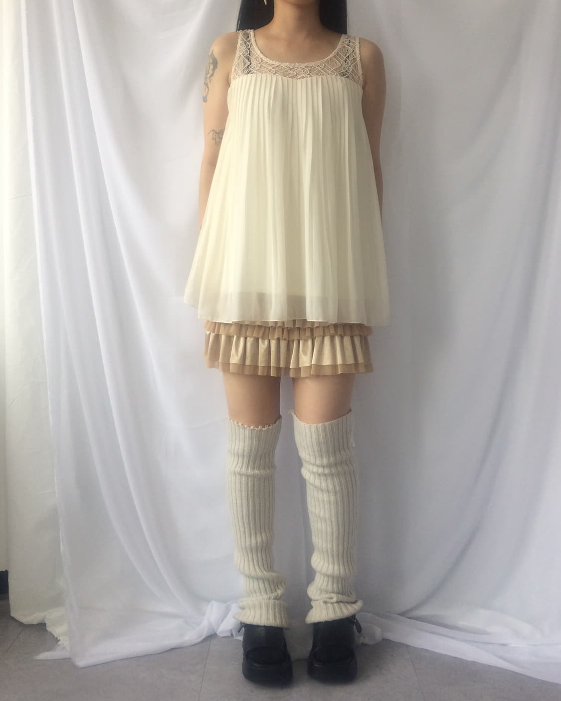 Crochet point pleats sleeveless onepiece 상품이미지2