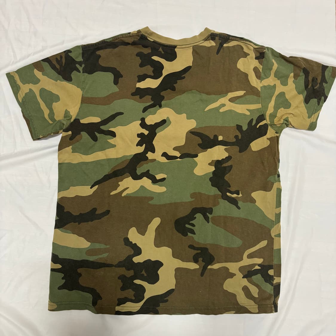 슈프림 카모플라쥬 티셔츠 L사이즈 상품이미지6
