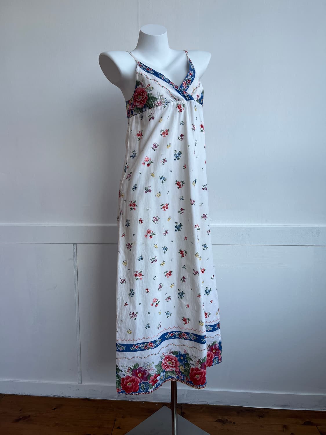 아이보리 플로럴 슬립 맥시 원피스 상품이미지1